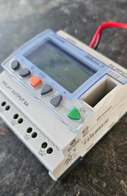 Crouzet Millenium 3 CD12 SPS 24VDC 88970041 4 Relais 8A GETESTET
