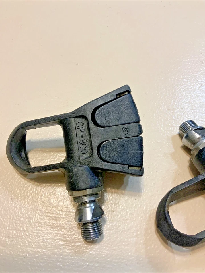 WELLGO CP-300 CLIPLESS PEDALS NO CLEATS LOOK COMPATIBLE - Image 4 of 4