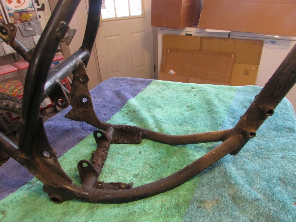 Suzuki DS100X DS100 DS 1981 100 X DR cuadro de enduro carrocería chasis Foto 4 de 4