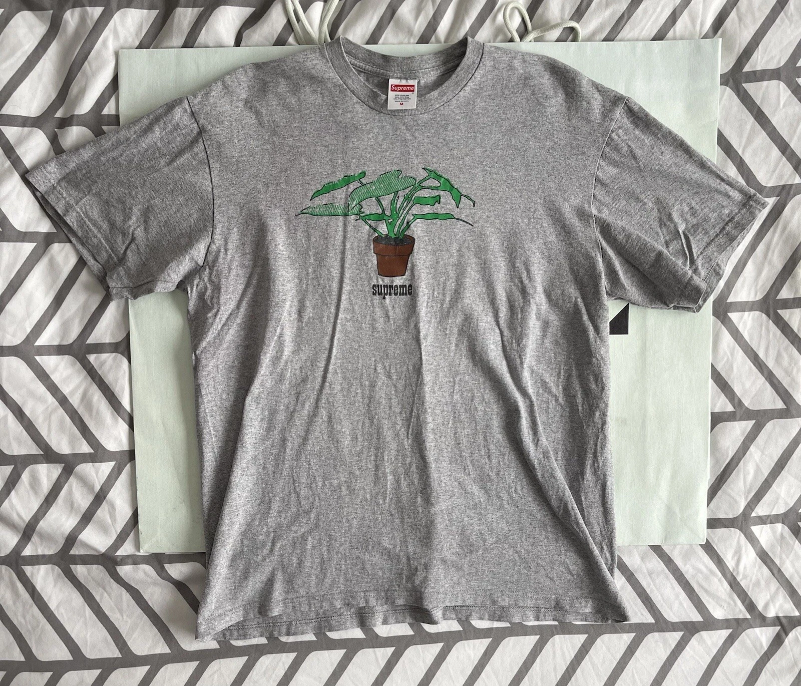 T shirt Supreme Plant gris taille M 100 % authentique