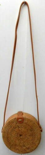 Bolsos y mochilas de mujer de paja