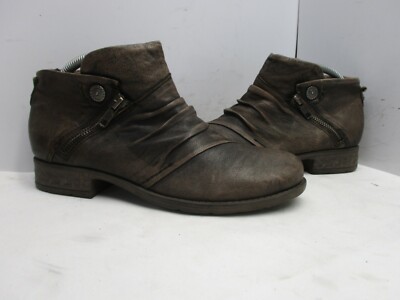 EARTH Relief Pod Ronan Distressed Brown Leather Zip Ankle Boots Womens Sz 7.5 B