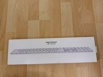 Apple Magic Keyboard 2 with Touch ID and Numeric Keypad A2520 Silver