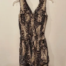 CACHE womens size XS Snake print collared tie waist romper with pockets onepiece
