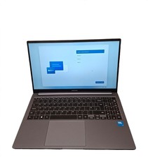 Samsung - Galaxy Book 4 - 2024 - NP750XGK-KG3UK - Boxed With A Charger