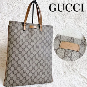 Sac fourre tout GUCCI GG Supreme logo plaque motif vertical all over bon état