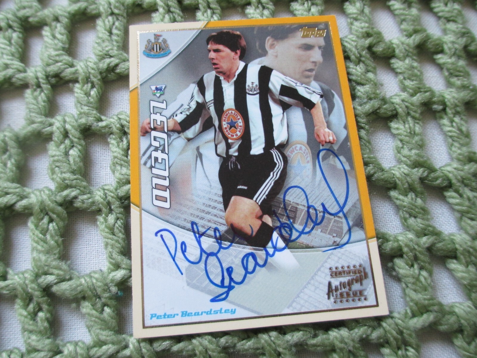 Topps Premier Gold 2003 Peter Beardsley Hologram Signed Autograph Card **Auto** - Picture 12 of 12