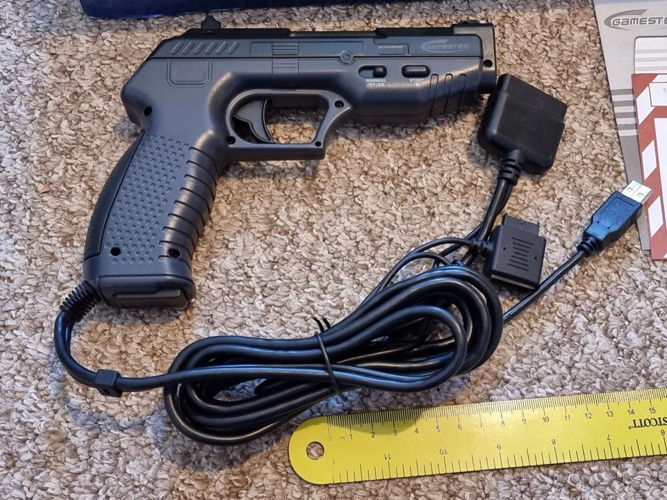 SONY PLAYSTATION 1 2 PS1 PS2 LIGHT GUN PISTOL BLASTER GAME CONTROL Black G-Con - Image 3 of 4