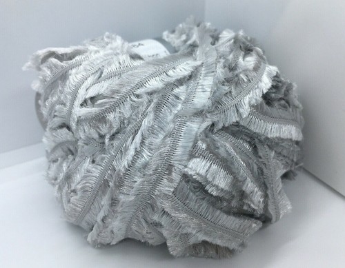 Silver Short Eyelash Ribbon Yarn Sale - Ice 67584 - Feathery Boa Style 50gr 54yd - Picture 6 of 7