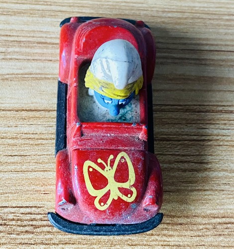Peyo Smurfette Smurf #1 ~ Vintage Ertl Diecast VW Bug Car 1982 Red - Picture 5 of 7