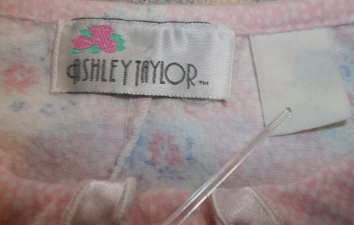 Ashley Taylor Women's Vintage Flannel Nightgown Cottagecore Pink Pleated XL(?) - Picture 3 of 8