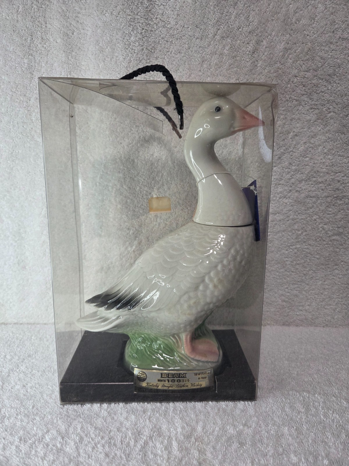 Rare Jim Beam 1979 “The Beam Collection" Snow Goose Decanter  Empty W/ Tag& Case