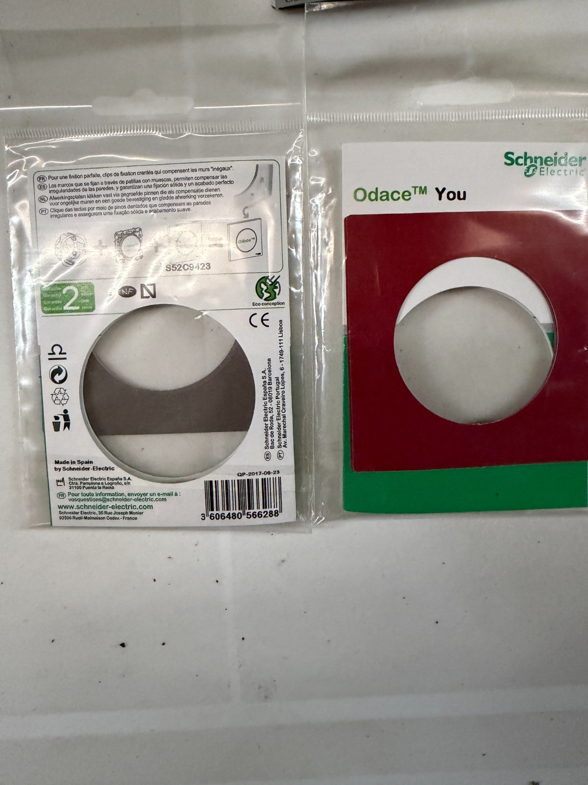 Plaque 1 poste Schneider Odace You S52C9423 en polycarbonate lavable lot de 6