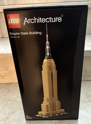 LEGO ARCHITECTURE: Empire State Building (21046)