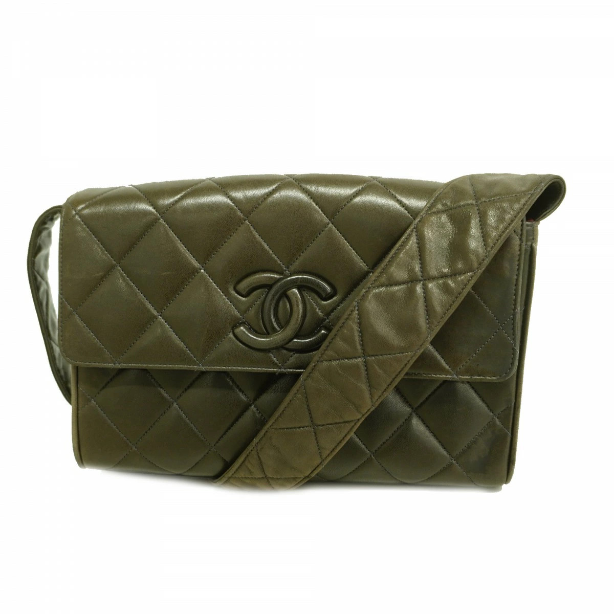 Chanel Matelasse Lambskin Shoulder Bag in Black with Gold Hardware 5Gd5069-H Pre-Owned
