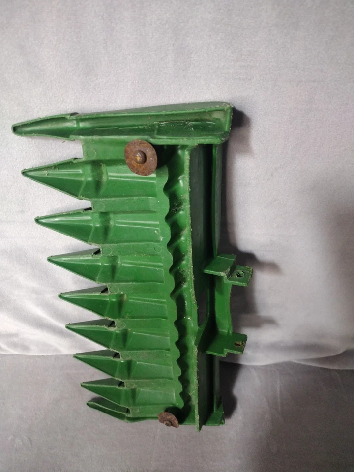 John Deere 10" Combine Corn Head Part Only 1/28 - Image 4 of 4