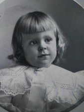 Baby Girl Antique Photo VTG Early 1900s Portrait Chicago Lace Col Whatever Look