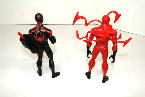 Hasbro Marvel Spider-Man Across the Spider-Verse, veicolo Spider-Mobile, 15 figurine - Foto 23 di 23