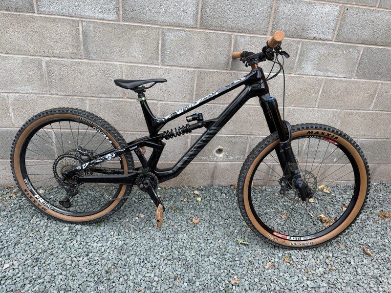 Canyon Torque, XLarge 2023, Fox, XT, Carbon fibre, Mullet 29/27.5 dh/enduro bike