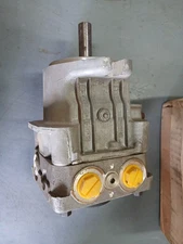 GENUINE OEM TORO PART # 103-1942 HYDRO PUMP FOR TORO Z MASTER ZERO TURN MOWERS