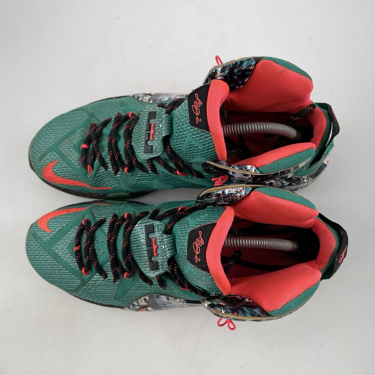 Nike Men’s LeBron 12 Akron Birch - SZ 10.5- Xmas 2014 Green Red Athletic Shoes Nike LeBron 12  main image 3