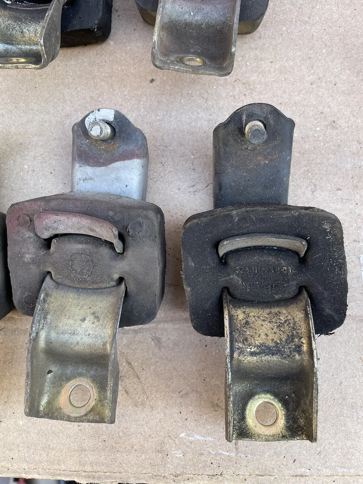 KIT DE SUSPENSIÓN DE MONTAJE SILENCIADOR ESCAPE PORSCHE 924S 944 TURBO 944S2 968 82 A 95 Foto 3 de 3