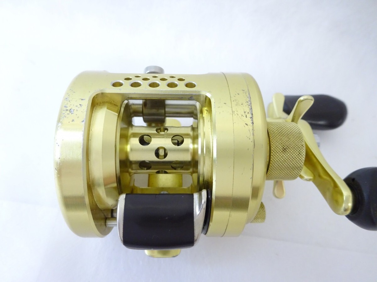 リール SHIMANO 01CALCUTTA CONQUEST 101 Shimano 01 CALCUTTA CONQUEST 101 Left Bait Casting Reel From