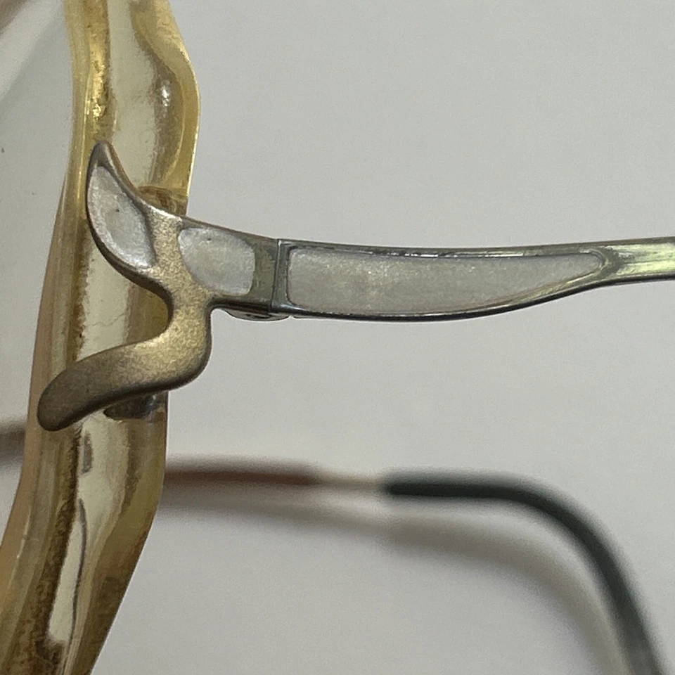 Armações de óculos vintage oversized da década de 1970 somente por Marchon italiano esmalte acento - Imagem 2 de 4