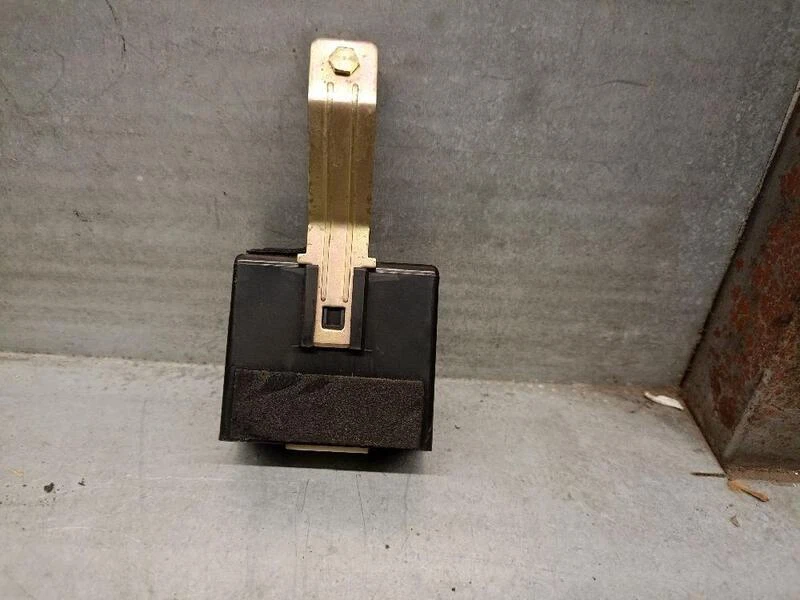 0K53B667F0A módulo electronico para KIA CARNIVAL II (GQ) 2.9 CRDI 1999 5286495 - Immagine 2 di 4