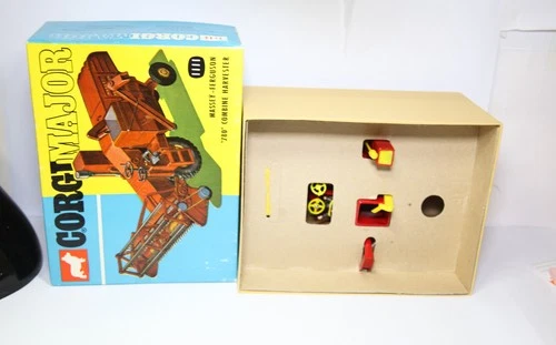 Corgi 1111 Massey Ferguson 780 Combine Harvester In Original Box - Lot 3 WOW