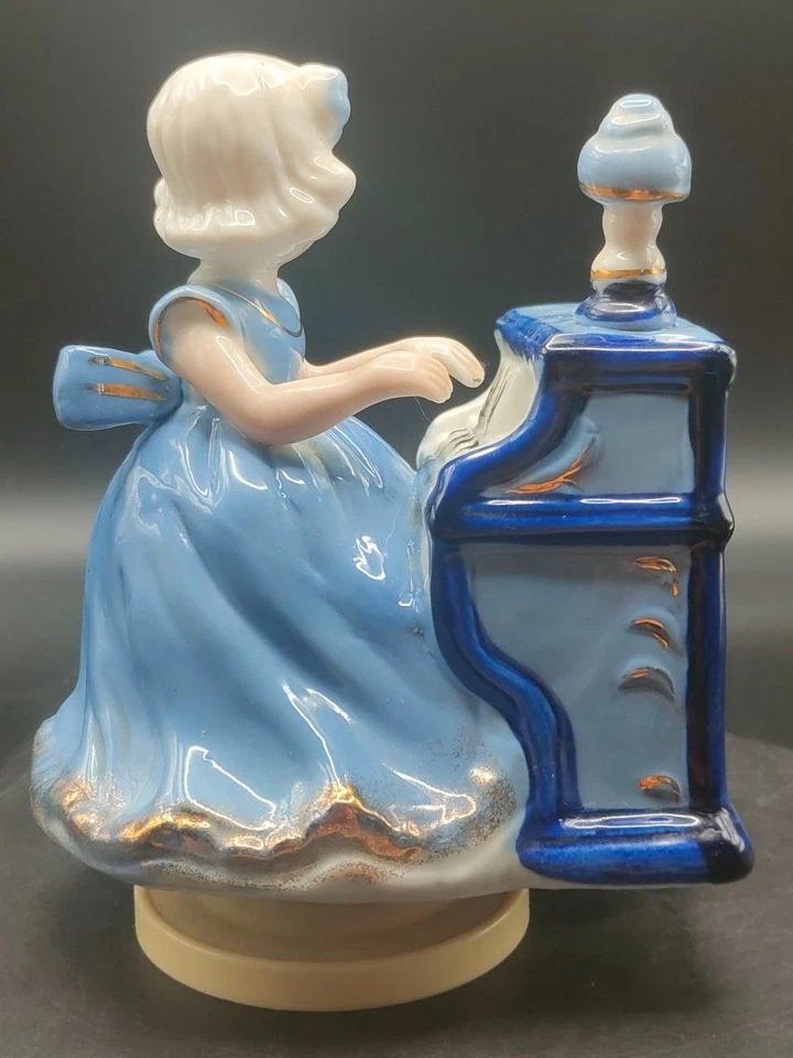 Vintage Musical Figurine – Girl at Piano Playing “Love Story” – 16 cm Tall - Image 4 of 4