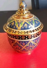 Benjarong Porcelain Trellis Style 18k Gold Handmade In Bangkok By Siam Ceramic