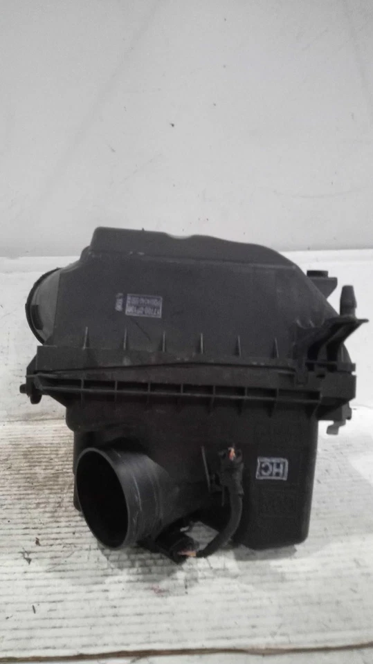 Toyota Highlander 2016 conjunto de filtro de aire fabricante de equipos originales usado 3,5 L blanco 145 k millas Foto 2 de 4