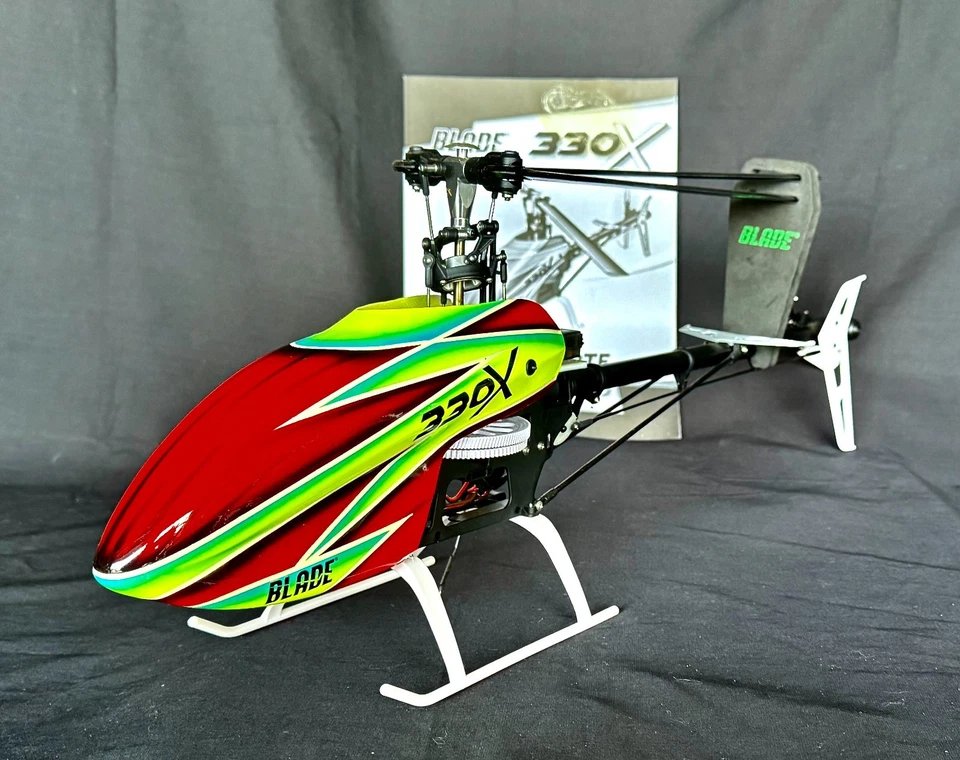 Blade 330X All-In-One Aerobatic Machine Ready To Fly Helicopter TESTED - EXTRAS' - Image 2 of 4