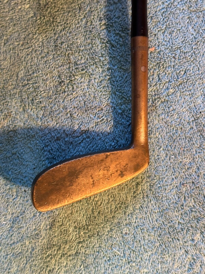 Brass Putter "The Hawke" 35" Right-handed Shot Steel Shaft - Image 4 of 4