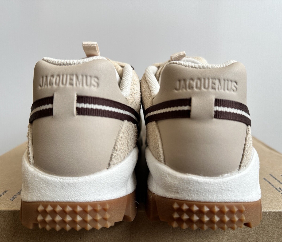 15日限定SALE)NIKE x Jacquemus AIR HUMARA LX Nike Air Humara LX Jacquemus Light Bone DR0420-001 Women's Size 11