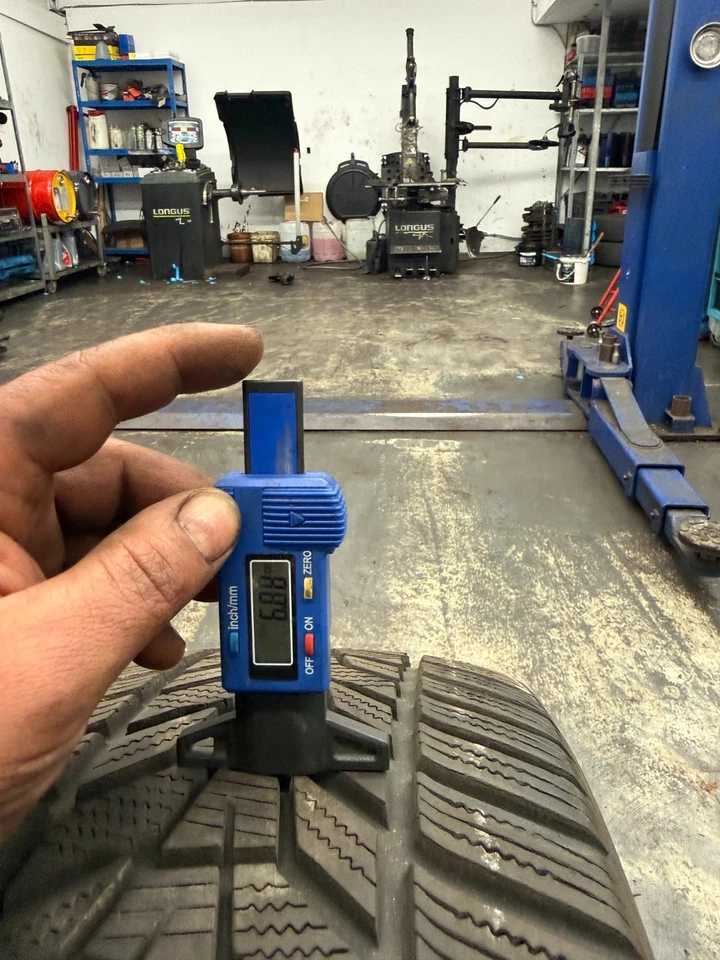 1x Hankook Winter i*cept evo3 225/45 R19 96V – Winterreifen - Bild 3 von 3