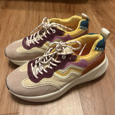 PRIMABASE Fuji Low Top Lace-Up Athletic Sneakers Beige Purple Yellow Teal