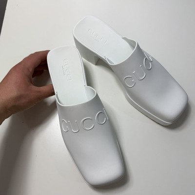 Gucci Gummi Plateau Pantolette Slides Weiß Logo Heels EU39 UK6 Made Italy