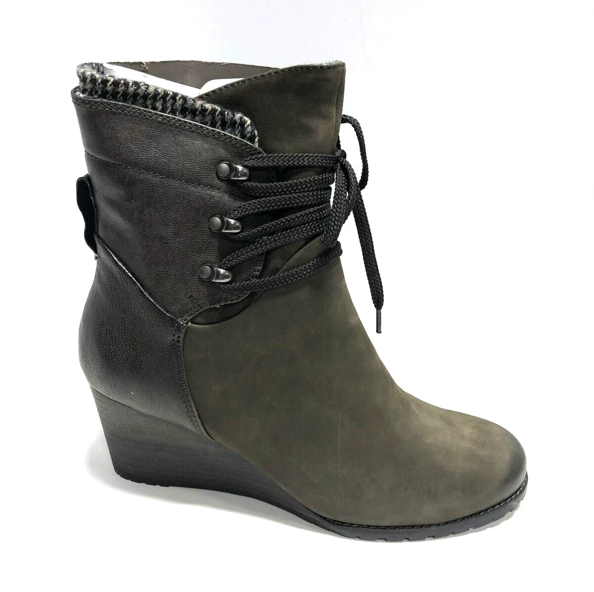 Womens boots size 9.5 wide sale