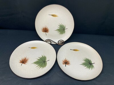 Harmony House ''MAPLE LEAF'' Japan ~ #4102 ~ Set of 3 ~ Dinner Plates ~ 10 1/4''