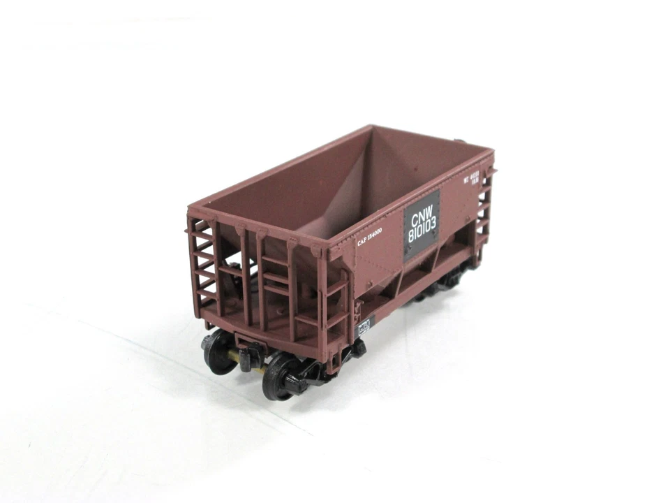HO Scale ***CHICAGO NORTH WESTERN*** Mining Ore Car 12-Pack -- Walthers 932-4463 - Image 4 of 4