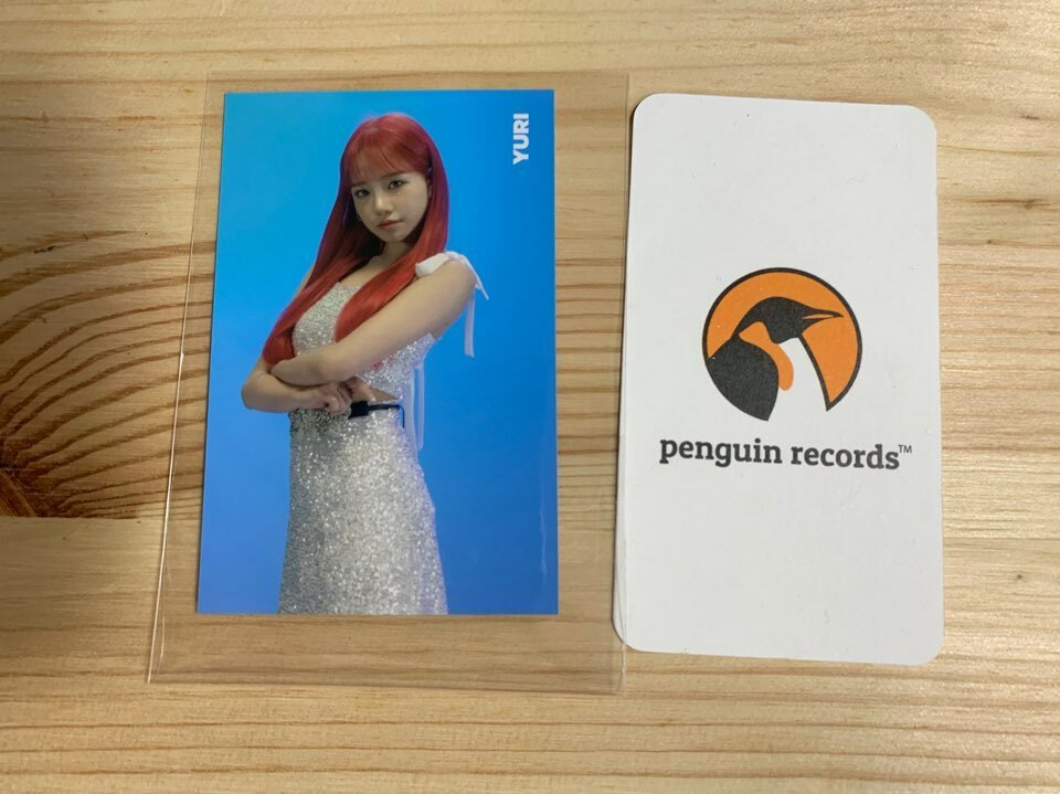 IZ*ONE - 3RD MIN ALBUM ONEIRIC DIARY ONEIRIC VER. PHOTO CARD & VR