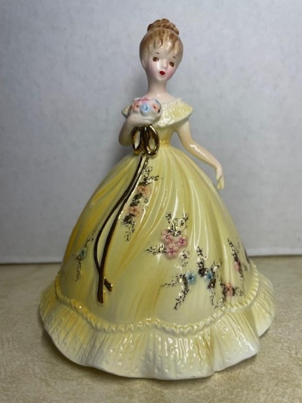 JOSEF ORIIGNALS - The Prom Series - 6" - Girl in Yellow Dress with Bouquet
