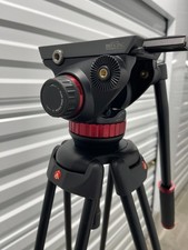 Manfrotto 546GB Tripod with MVH502A Head w/ Carrying Bag Fluid Aluminum NM 