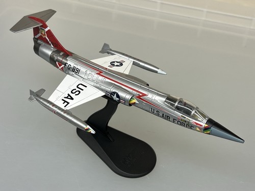 Hobby Master 1/72 Lockheed F-104 Starfighter, fine diecast.