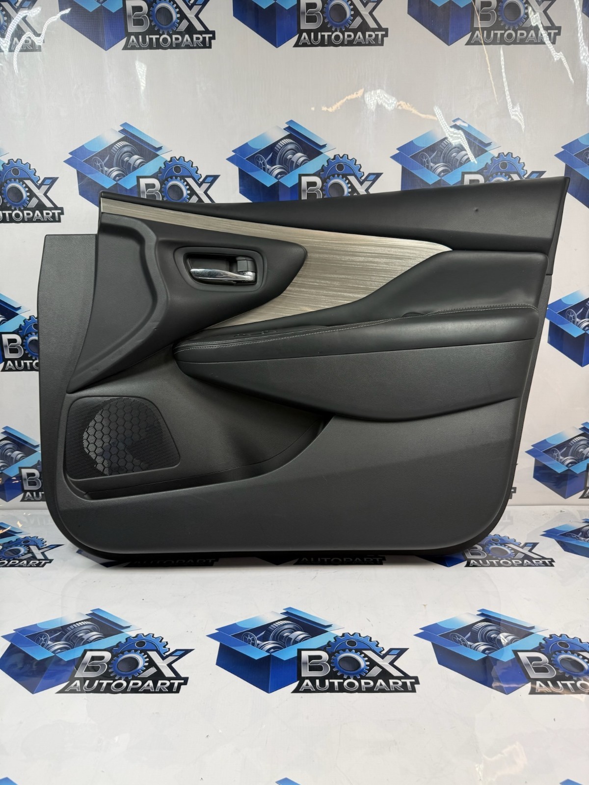 2015-2020 NISSAN MURANO Front Right Passenger Door Trim Panel 809105AA0 OEM