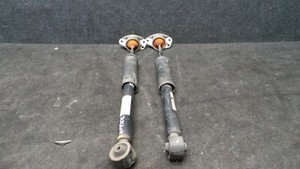 2L25A011* VW Polo V 5 6R 09-15 2x Stossdämpfer hinten 6R0513025