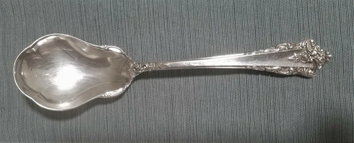 Rondelay by Lunt Sterling Silver 61/8" Sugar Spoon No Monogram 1963-1997