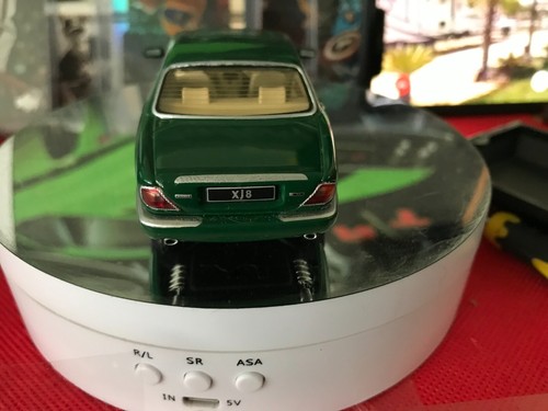 Atlas Editions Jaguar XJ8 Green Diecast Model Car 1/43 , Rare, Collectible b801 - Picture 9 of 23
